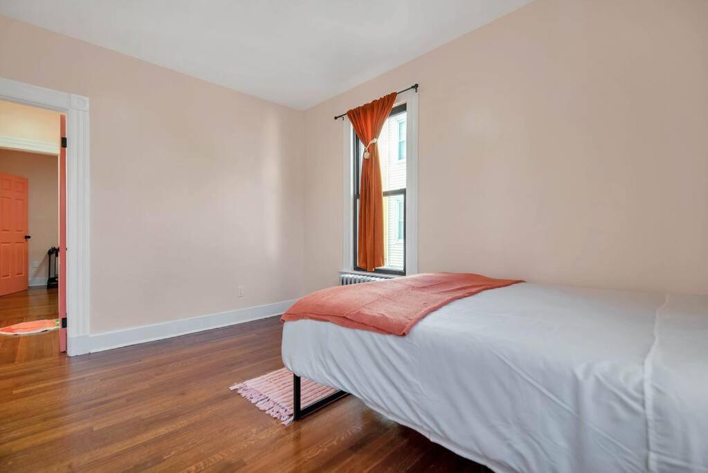 Peachy Paradise In East Rock Near Dt/Yale 纽黑文 外观 照片